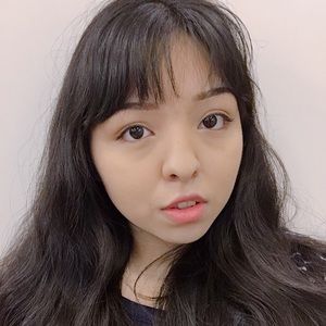 Meet your Posher, Abigail